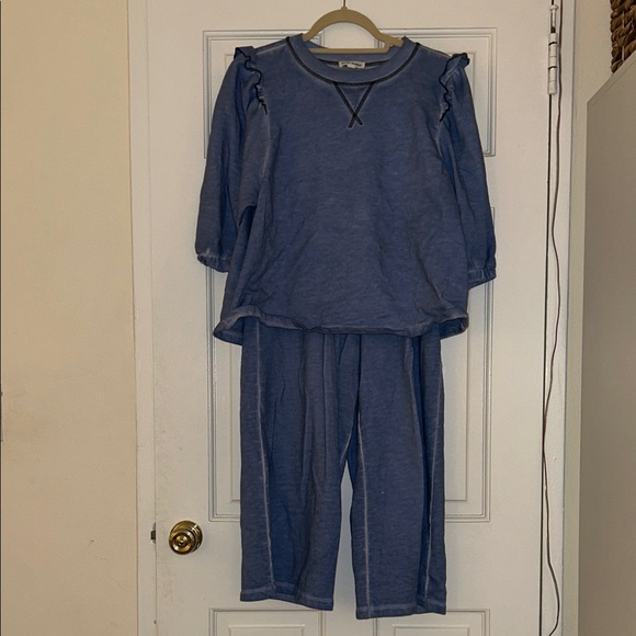 Roller Rabbit Blue lounge  Set - Picture 1 of 3